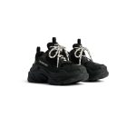 Men’s Triple S Sneaker in Black - Image 2